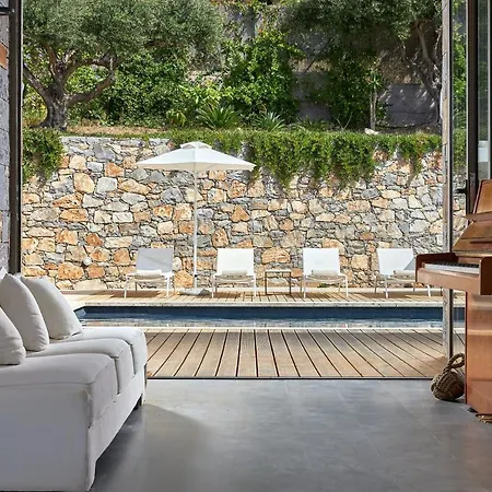 Villa Adagio With Private Eco-friendly Heated Pool Vrachasi