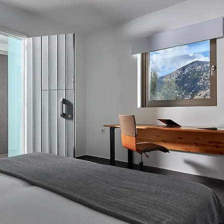 Adagio With Private Eco-friendly Heated Pool Vrachasi